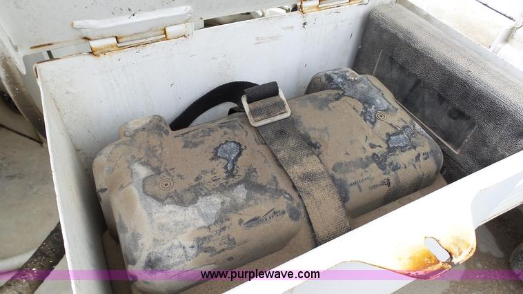 image for item K4079 2003 Brush Bandit 90W wood chipper