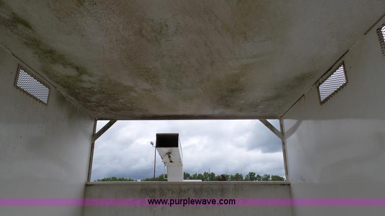 image for item K4079 2003 Brush Bandit 90W wood chipper