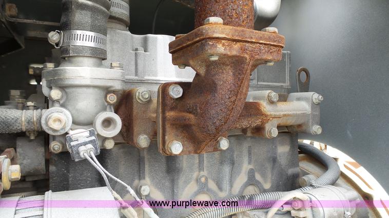 image for item K4079 2003 Brush Bandit 90W wood chipper