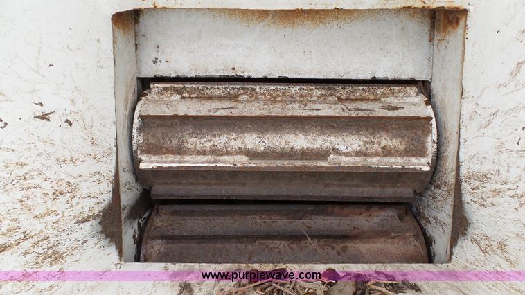 image for item K4079 2003 Brush Bandit 90W wood chipper