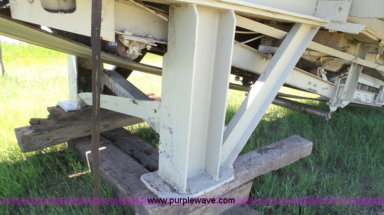 image for item K4102 Cedarapids impact crusher