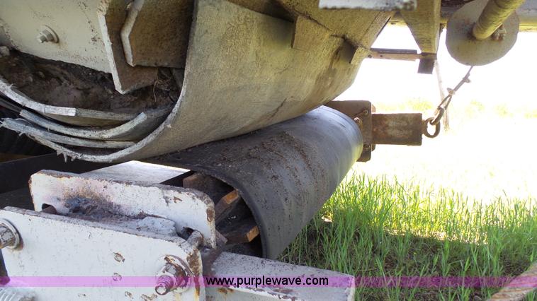 image for item K4102 Cedarapids impact crusher