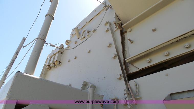 image for item K4102 Cedarapids impact crusher