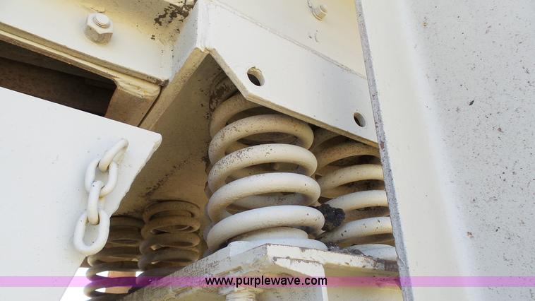image for item K4102 Cedarapids impact crusher