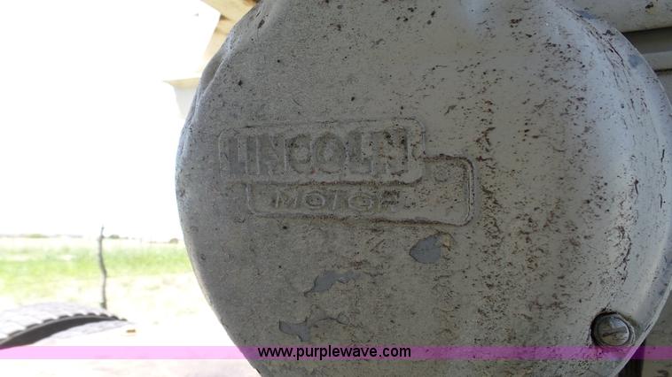 image for item K4102 Cedarapids impact crusher