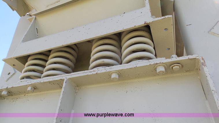 image for item K4102 Cedarapids impact crusher