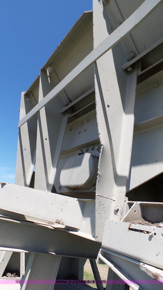 image for item K4102 Cedarapids impact crusher