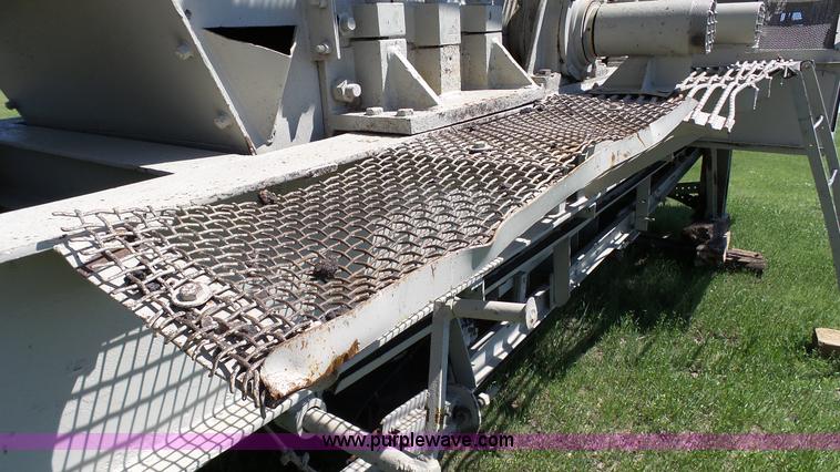 image for item K4102 Cedarapids impact crusher