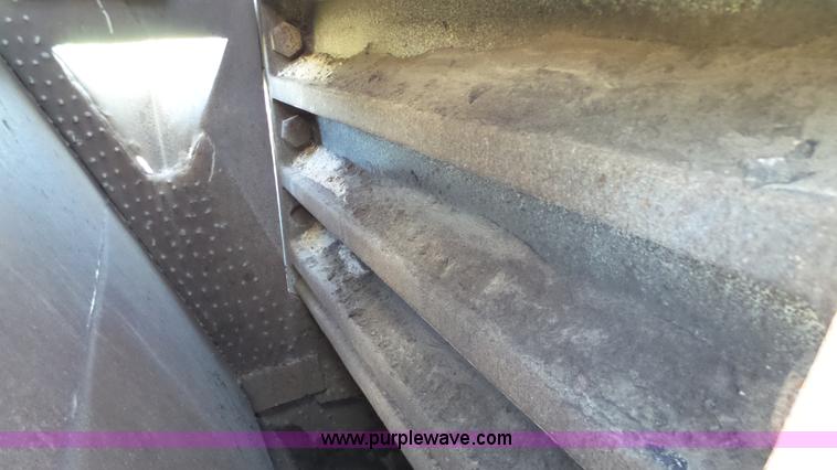 image for item K4102 Cedarapids impact crusher