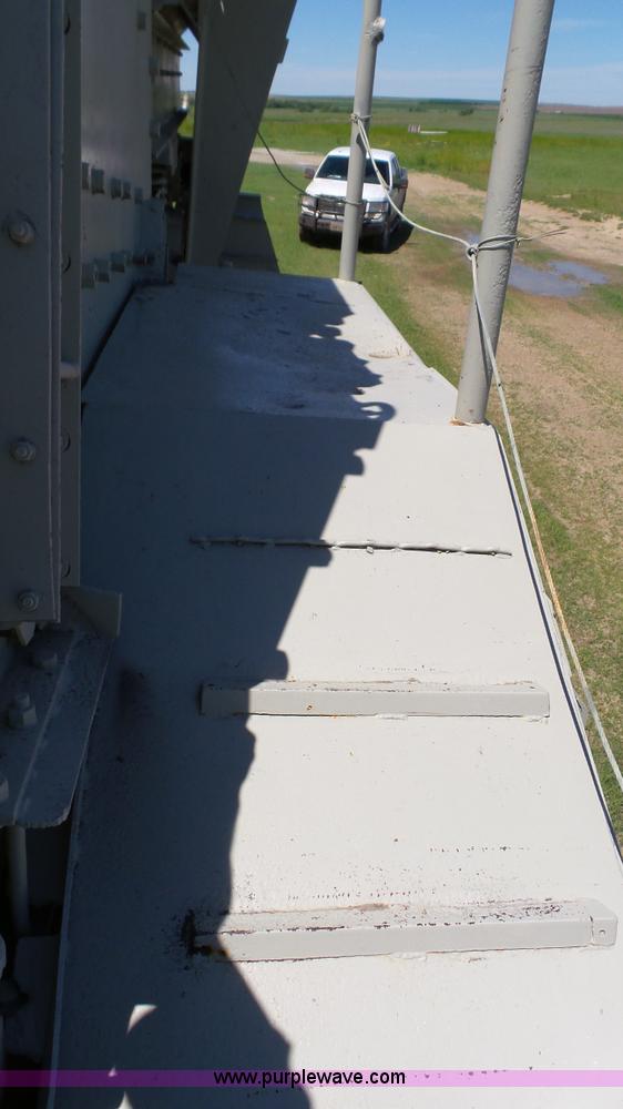 image for item K4102 Cedarapids impact crusher