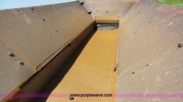 image for item K4102 Cedarapids impact crusher