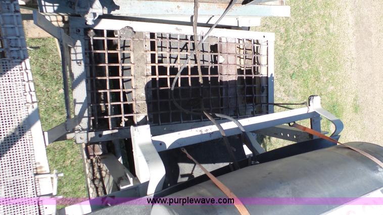 image for item K4102 Cedarapids impact crusher