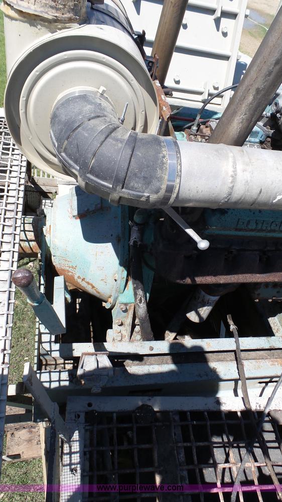 image for item K4102 Cedarapids impact crusher