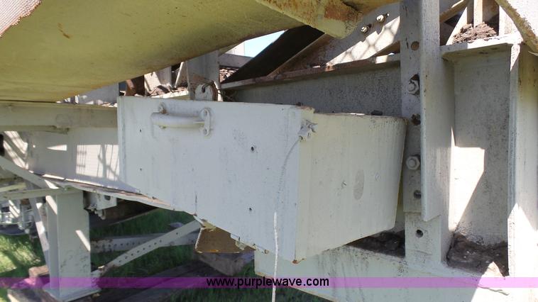 image for item K4102 Cedarapids impact crusher