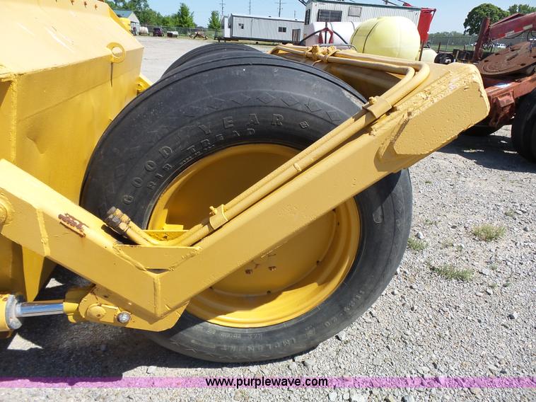 image for item K4536 Reynolds 100 scraper