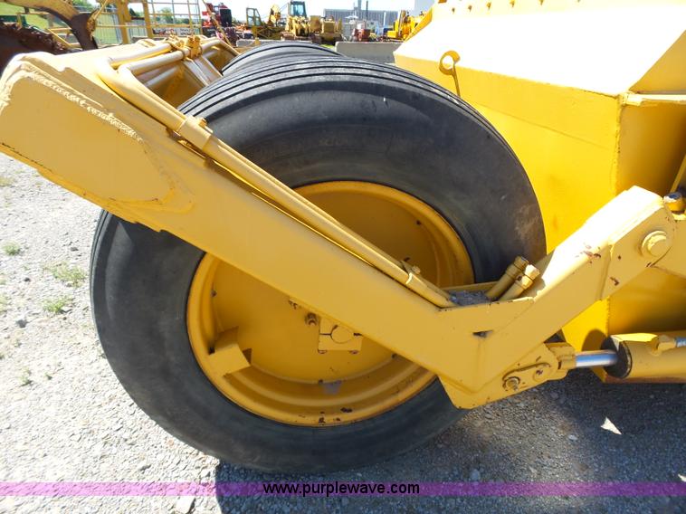 image for item K4536 Reynolds 100 scraper