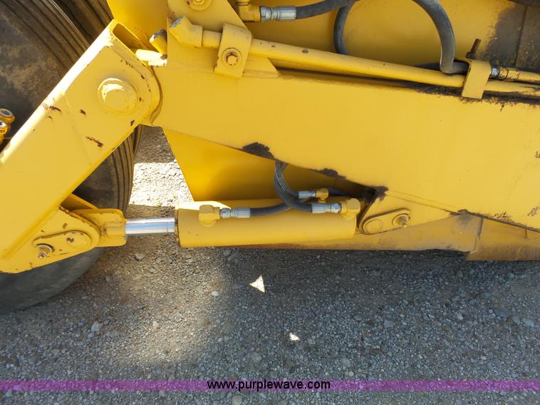 image for item K4536 Reynolds 100 scraper