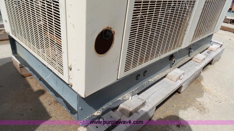 image for item K4560 1995 Generac 95A00758-S generator