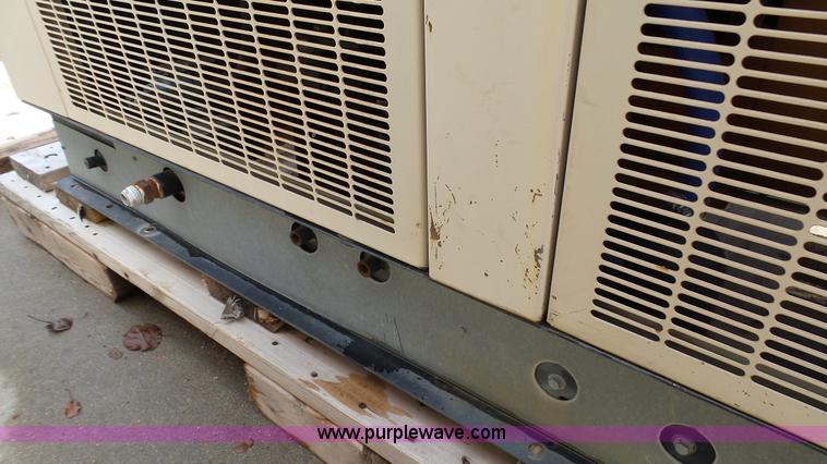 image for item K4560 1995 Generac 95A00758-S generator