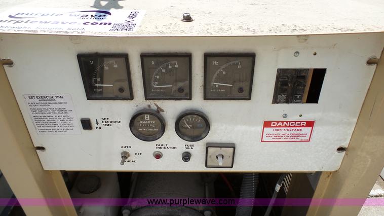 image for item K4569 Generac Guardian 00909-2 generator