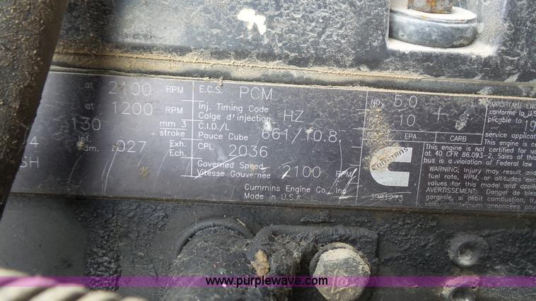 image for item K4599 1998 International Paystar 5000 mixer truck