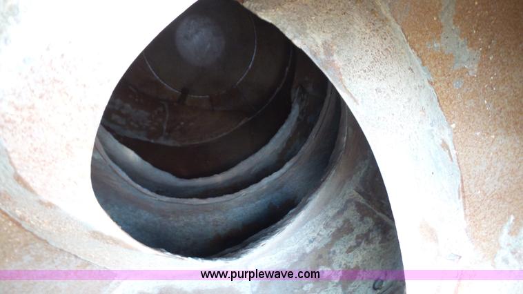 image for item K4599 1998 International Paystar 5000 mixer truck