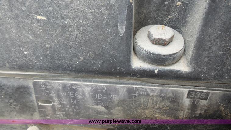 image for item K4602 1998 International Paystar 5000 mixer truck