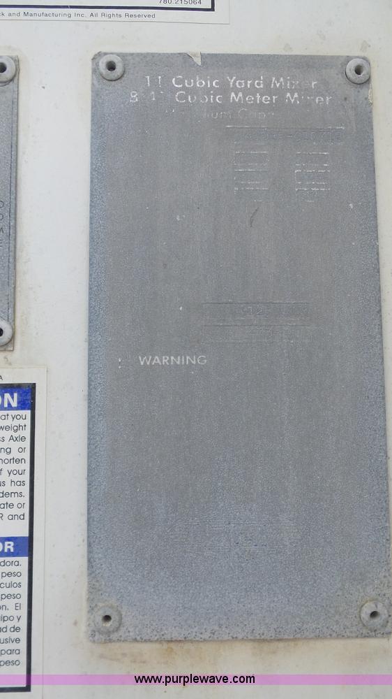 image for item K4602 1998 International Paystar 5000 mixer truck