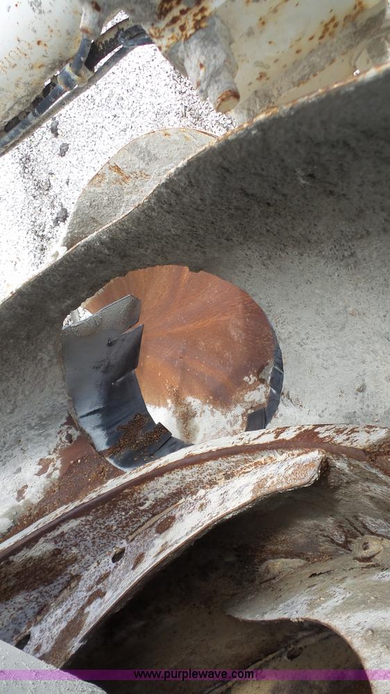 image for item K4602 1998 International Paystar 5000 mixer truck