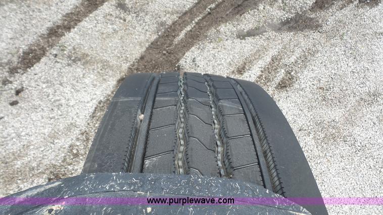 image for item K4602 1998 International Paystar 5000 mixer truck