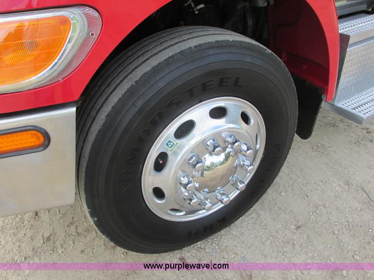 image for item K4688 2005 Peterbilt PB335 dump truck