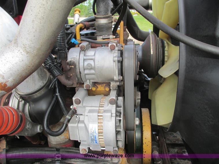 image for item K4688 2005 Peterbilt PB335 dump truck