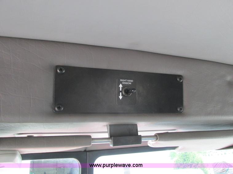 image for item K4688 2005 Peterbilt PB335 dump truck