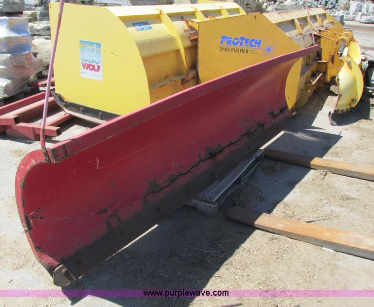 image for item K4688 2005 Peterbilt PB335 dump truck