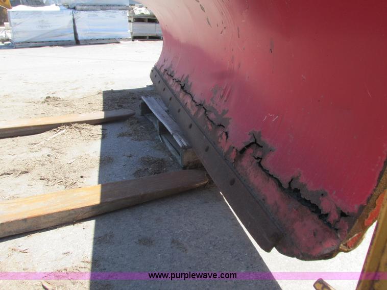 image for item K4688 2005 Peterbilt PB335 dump truck