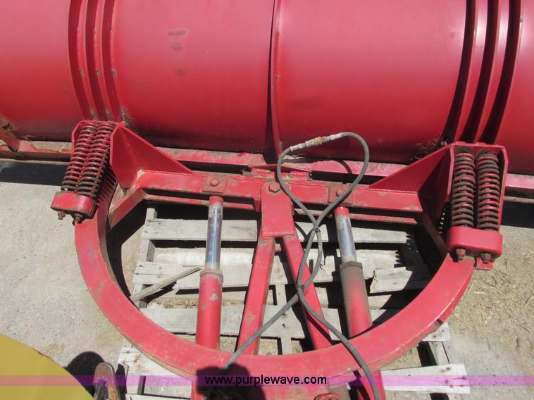 image for item K4688 2005 Peterbilt PB335 dump truck