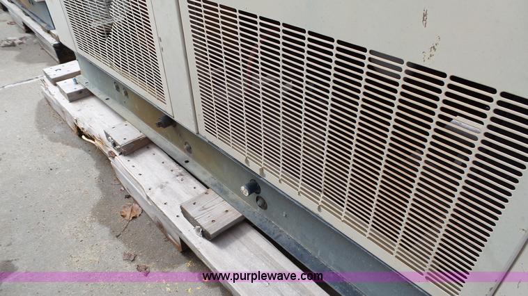 image for item K4712 1995 Generac 95A00255-S generator