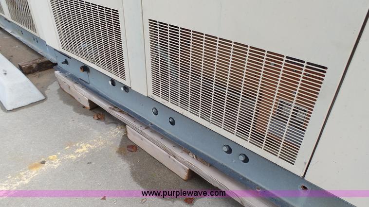 image for item K4712 1995 Generac 95A00255-S generator