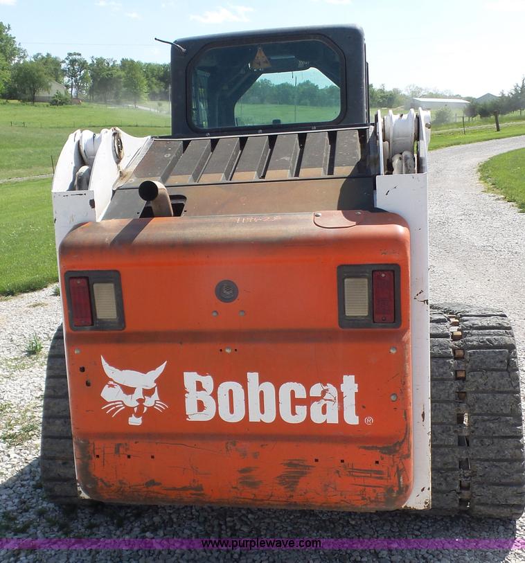 image for item K4722 2006 Bobcat T250 skid steer