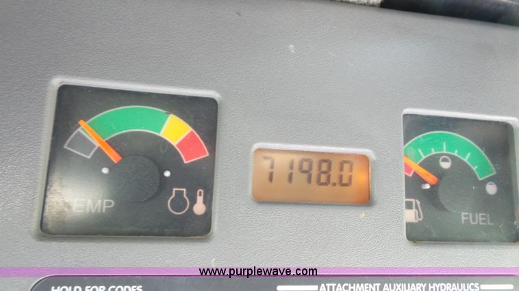 image for item K4722 2006 Bobcat T250 skid steer