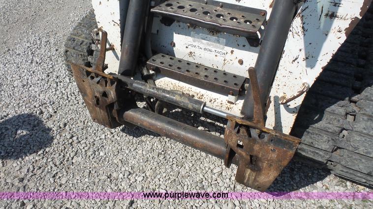 image for item K4722 2006 Bobcat T250 skid steer