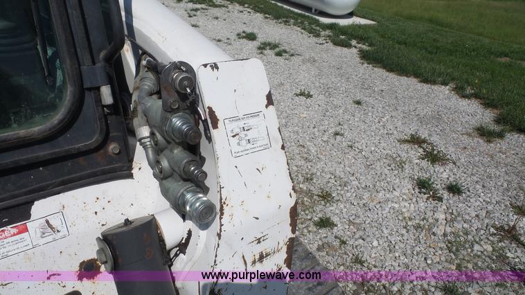 image for item K4722 2006 Bobcat T250 skid steer