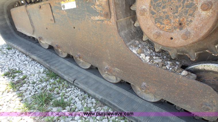 image for item K4722 2006 Bobcat T250 skid steer