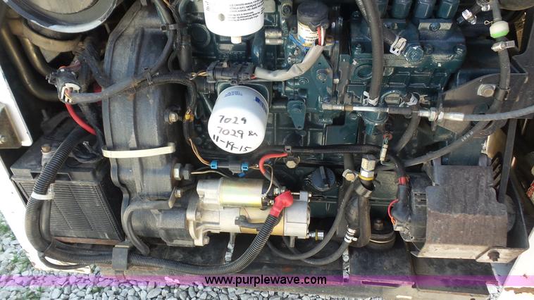 image for item K4722 2006 Bobcat T250 skid steer