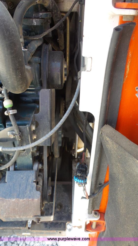 image for item K4722 2006 Bobcat T250 skid steer