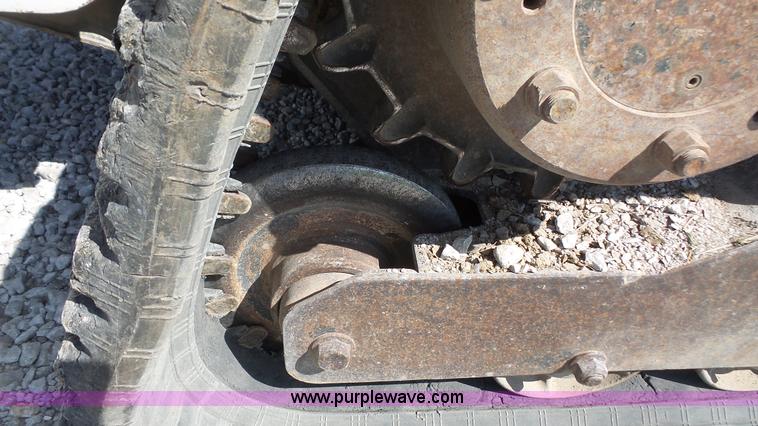 image for item K4722 2006 Bobcat T250 skid steer