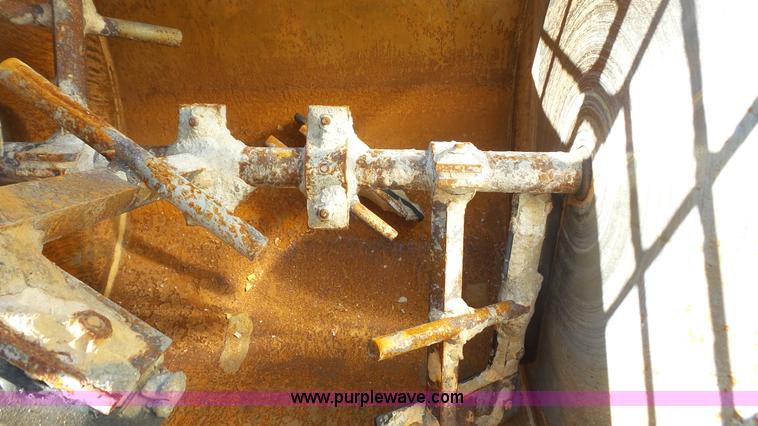 image for item K4726 Magnum Mighty Mag 30 grout pump