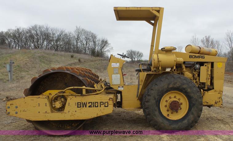 image for item K5117 Bomag BW120PD vibratory padfoot roller