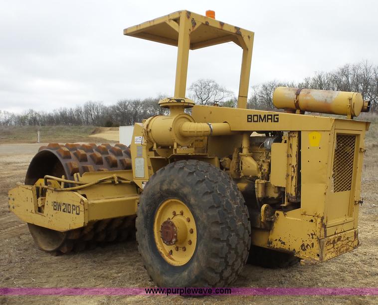 image for item K5117 Bomag BW120PD vibratory padfoot roller