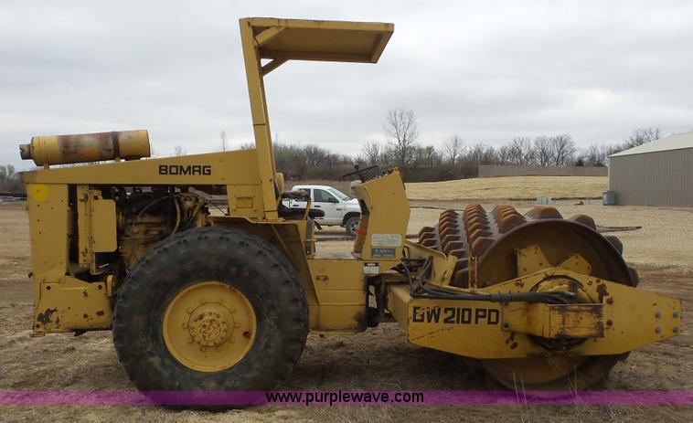 image for item K5117 Bomag BW120PD vibratory padfoot roller